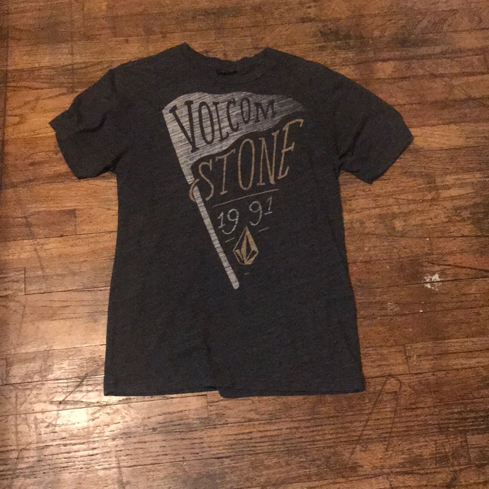 Volcom stone tee size xl in kids